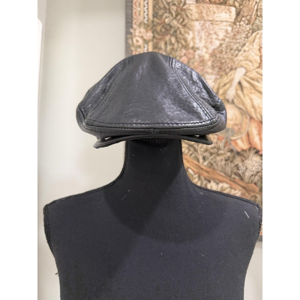 Wilsons Leather Hat Flat Cap Womens M Black Lined Button Accents Newsboy